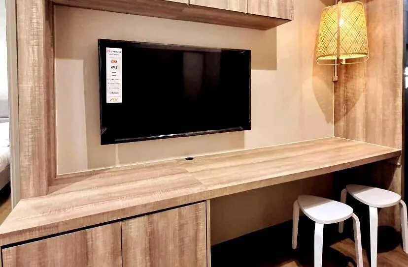 Cosmopolitan Comfort Makati 1 Bedroom Wonder 300Mb 2428 Internet Manila Philippines
