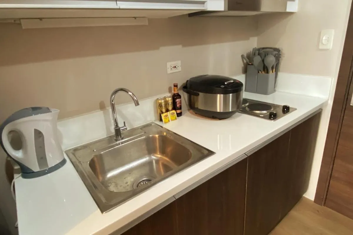 Cosmopolitan Comfort Makati 1 Bedroom Wonder 300Mb 2428 Internet Manila 0*,  Philippines